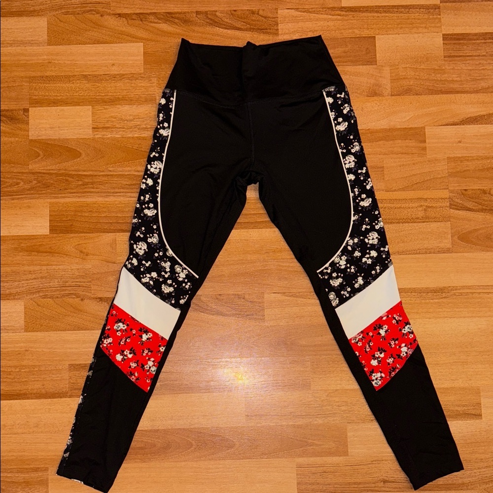 SOLD…Victoria’s Secret Ultimate Floral Black and Red Leggings